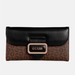 Guess • Dorchester Signature Slim Clutch in Brown